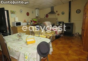 Moradia T4 Em Aldeia No Concelho De Aljustrel...