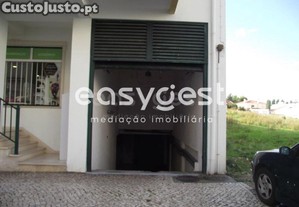 Garagem C/28M2 Em Nossa Senhora De Ftima