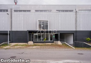 Pavilhão Industrial Novo Com 867 M² Em Santo...