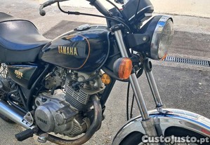 Yamaha sr 250