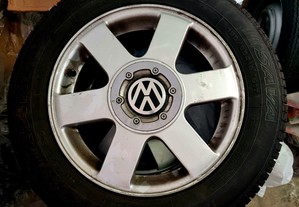 Jantes VW com pneus novos