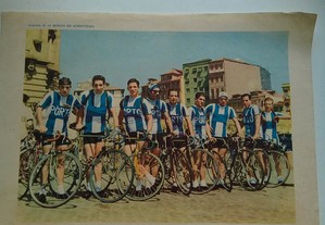 Separata da revista Mundo de Aventuras Equipa ciclismo FCP 1951
