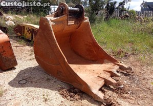 Balde de Rocha 1,50m Escavadora 40 a 60 toneladas