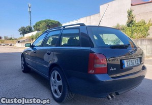 Audi A4 1.9 tdi PD 115CV - 00