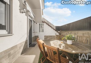 Apartamento T2 em Nazar�