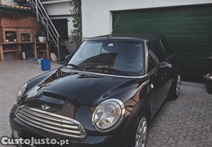 MINI Cooper D Cabrio - 13