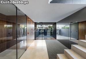 Apartamento T4 Novo No Empreendimento Icon, À...