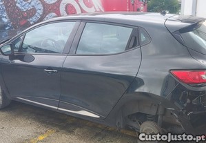 Renault Clio 4 1.5 DCI '15 (Viatura Para Peças)