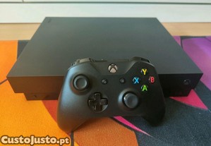 Xbox One X 1TB