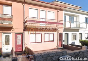Andar Moradia T2 Em Rio Tinto,Gondomar, Porto, Gondomar