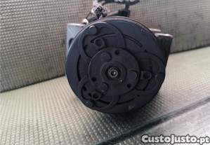 COMPRESSOR DO AR CONDICIONADO Renault clio iv 2012 926009582R