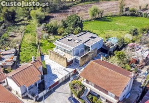 Moradia T3, Oliveira São Mateus, Vila Nova De...