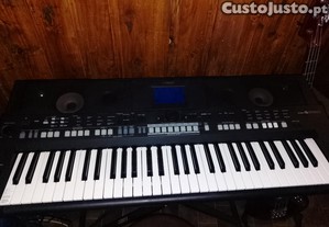 instrumentos musicais em ptimo estado