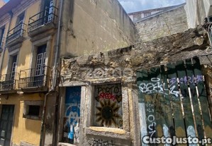 Terreno Na Baixa Do Porto - Junto Ao Rio