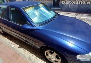 Opel Vectra CD 1.6 Gasolina - 98