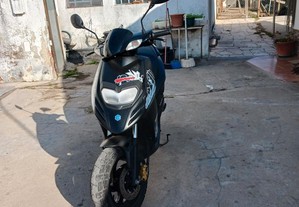 scooter piaggio typhon ano 2018