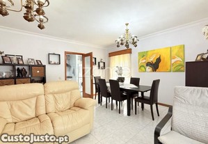 Apartamento T3 Com Terraço, Castêlo Da Maia