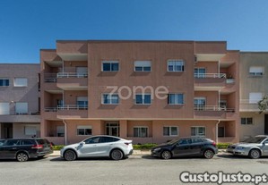 Apartamento T2+1 Em Palmeira, Braga.