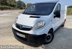 Opel Vivaro Longa