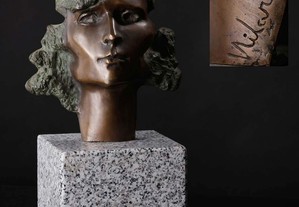Escultura em Bronze 'Florbela Espanca'