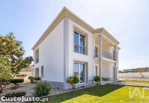 Casa / Villa T4 em Souto da Carpalhosa e Ortigosa de 260 m²