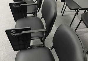 Cadeira Formação c/Palmatória Revestida Tecido / Pele Sintética Nova