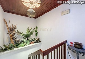 Apartamento T1   3. Piso com Excelente Localizao na Rua Tavares Resendes!