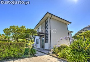 Moradia T4+1 Em Arcozelo, Barcelos