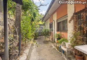 Moradia T4 Com Dois Terrenos E Pomar Variado,...
