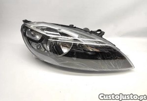 Farol / Optica Direita Volvo V40 Hatchback (525, 5