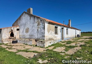 Terreno com 5,3 hc e habitação para reabilitar | vista mar | porto covo