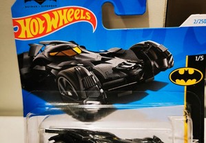 Batmobile Batman vs Superman Hotweels 2024