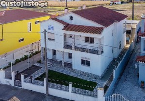 Moradia T6 para em Alpiar�a, Santar�m