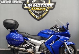 Yamaha FJR 1300 - 01