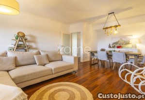 Penthouse T4 Duplex Renovada | Terraço | Último...