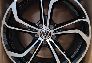 Jantes VW Volkswagen Golf TCR 18" frente polida