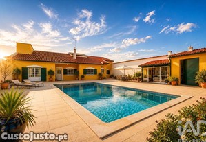 Casa / Villa T4 em Rio Maior de 264,00 m²