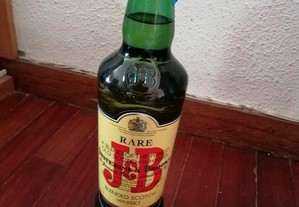 J & b scotch whisky