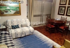 Apartamento T2 Em Bom Estado Inserido Num 1...