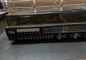 Gira discos Sanyo model G 6001