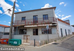 Prédio 2 Pisos com Terraço