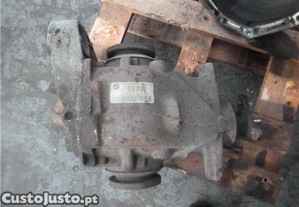DIFERENCIAL TRASEIRO BMW serie 1 berlina e81e87 2004 7524305 TRES TORNILLOS 2,47