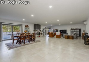 Moradia T4 Valença