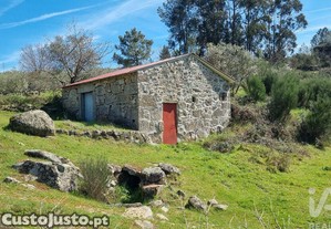 Quinta em Cortiçô da Serra, Vide Entre Vinhas e Salgueirais de 105,00 m²