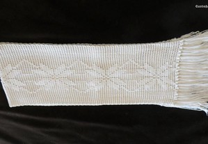 Napron crochet, Feito à Mão, branco, c/ 2,20 metros - Como Novo