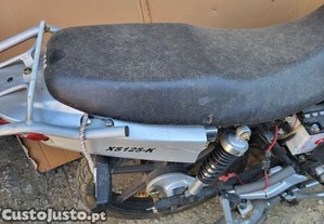 Sym xs 125 acidentada - 09