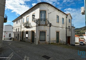 Casa tradicional T3 em Coimbra de 150,00 m²