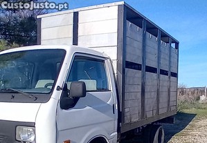 Carrinha transporte de animais vivos