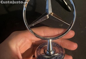 Estrela Mercedes Benz