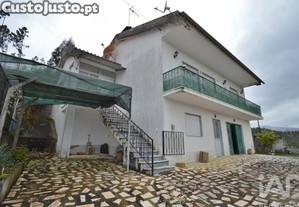 Casa tradicional T3 em Alvares de 234,00 m2